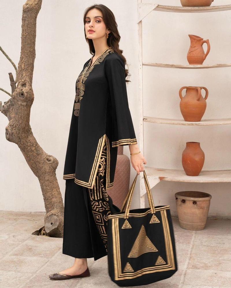 Stitched 3 Pcs Women's Stitched Linen Printed Suit